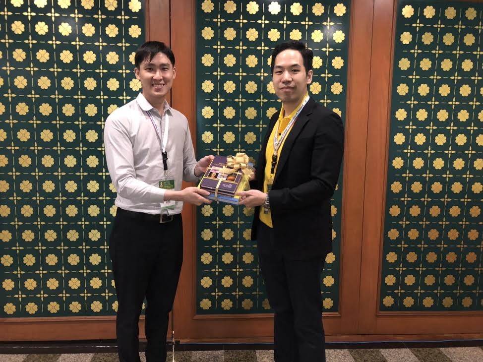 รางวัลผู้ที่ได้คะแนนสูงสุดการตอบคำถาม Quiz วันที่ 25 เมษายน 2562 นายแพทย์กิตติพงษ์ อุดมดำรงกุล